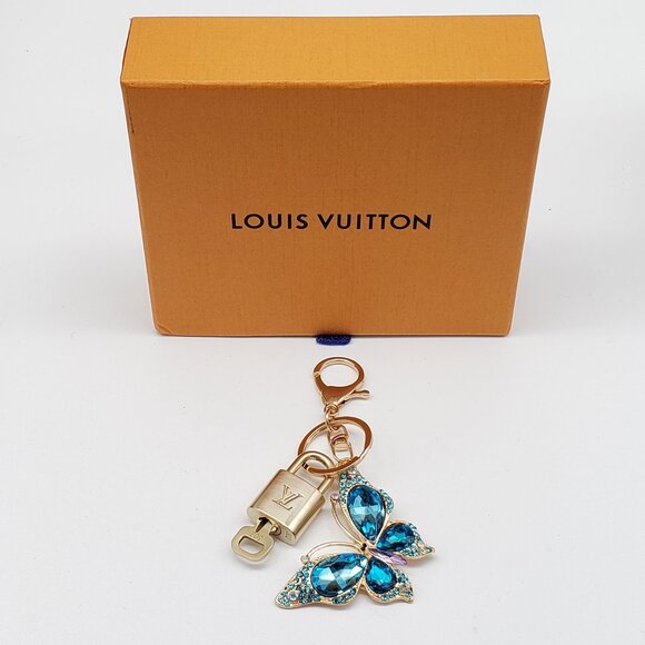Authentic Louis Vuitton Gold Lock & Box w/ Unbranded Butterfly Bagcharm - Picture 8 of 8